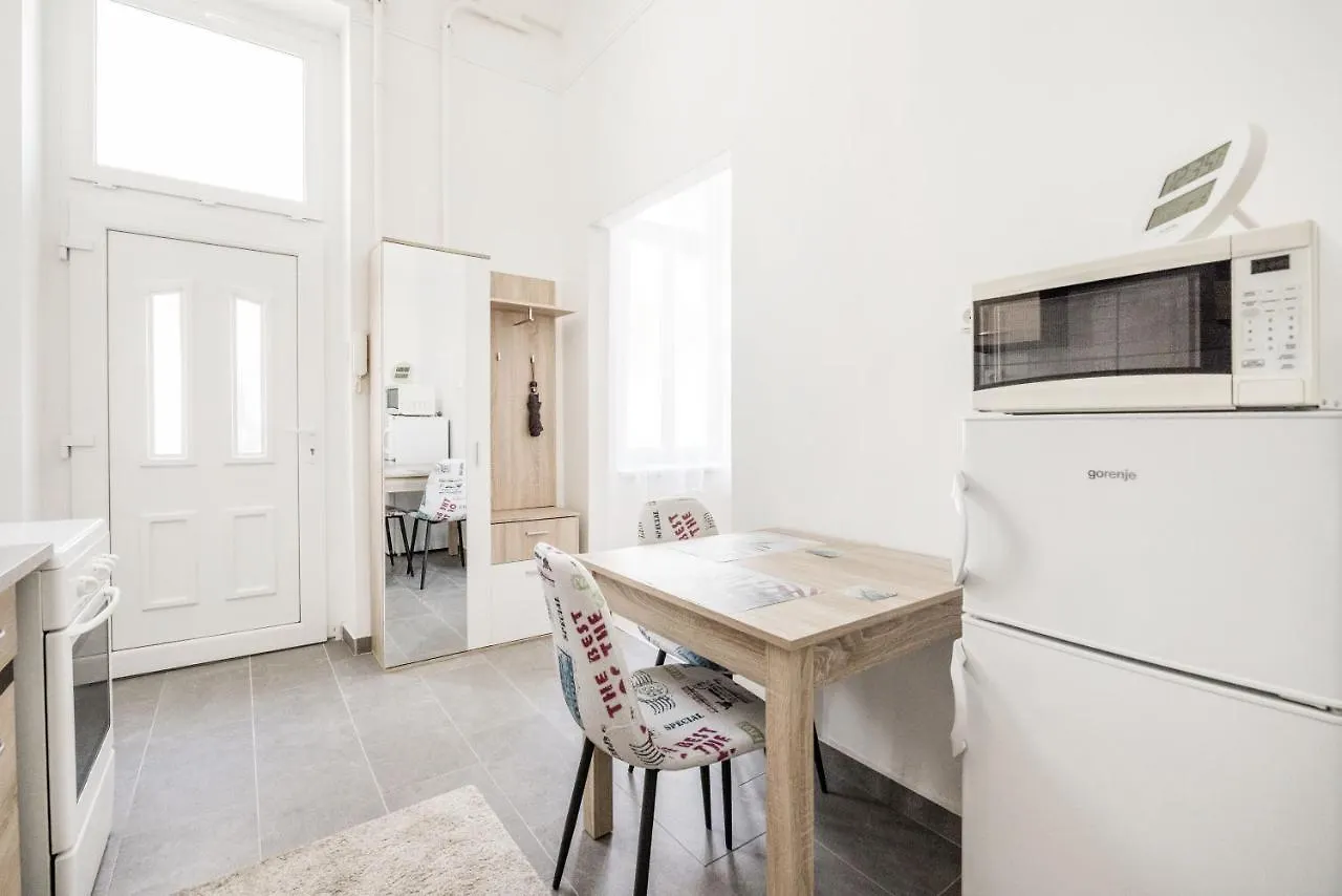 Lovely Studio In The Heart Of ブダペスト